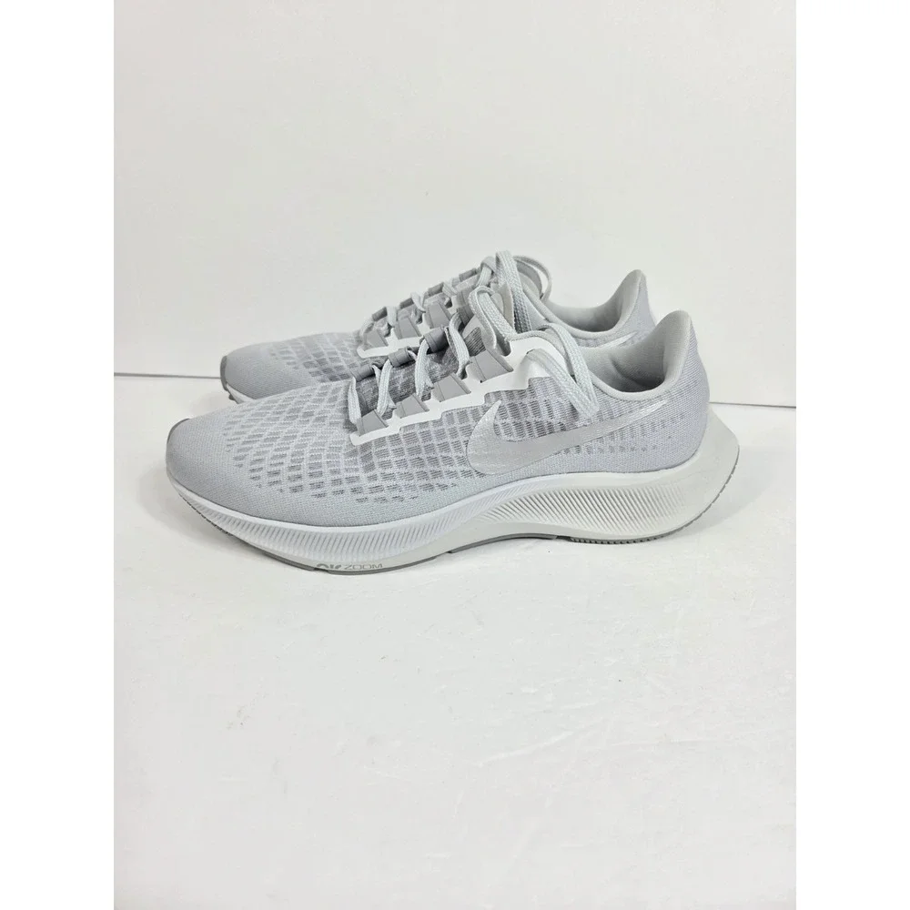 Nike Air Zoom Pegasus 37  WOMEN  9 White Silver Sneaker  ( NO INSOLES )